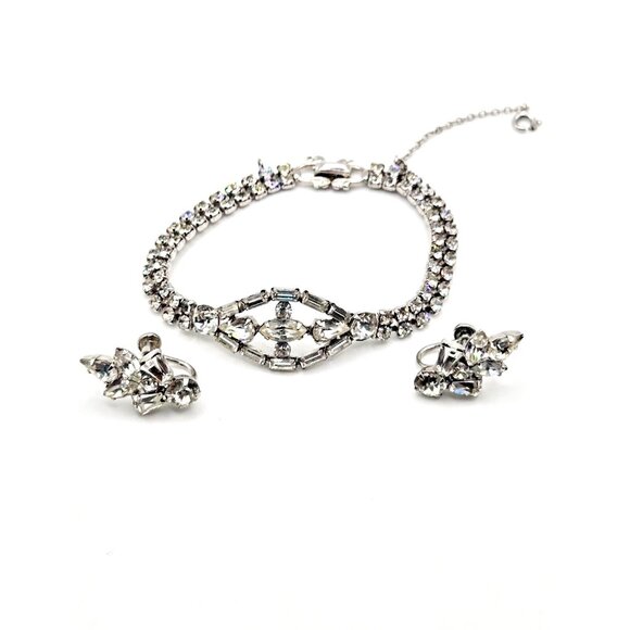 Sherman Jewelry - Vintage stunning Sherman Rhinestone Bracelet And Earrings Demi Parure Set